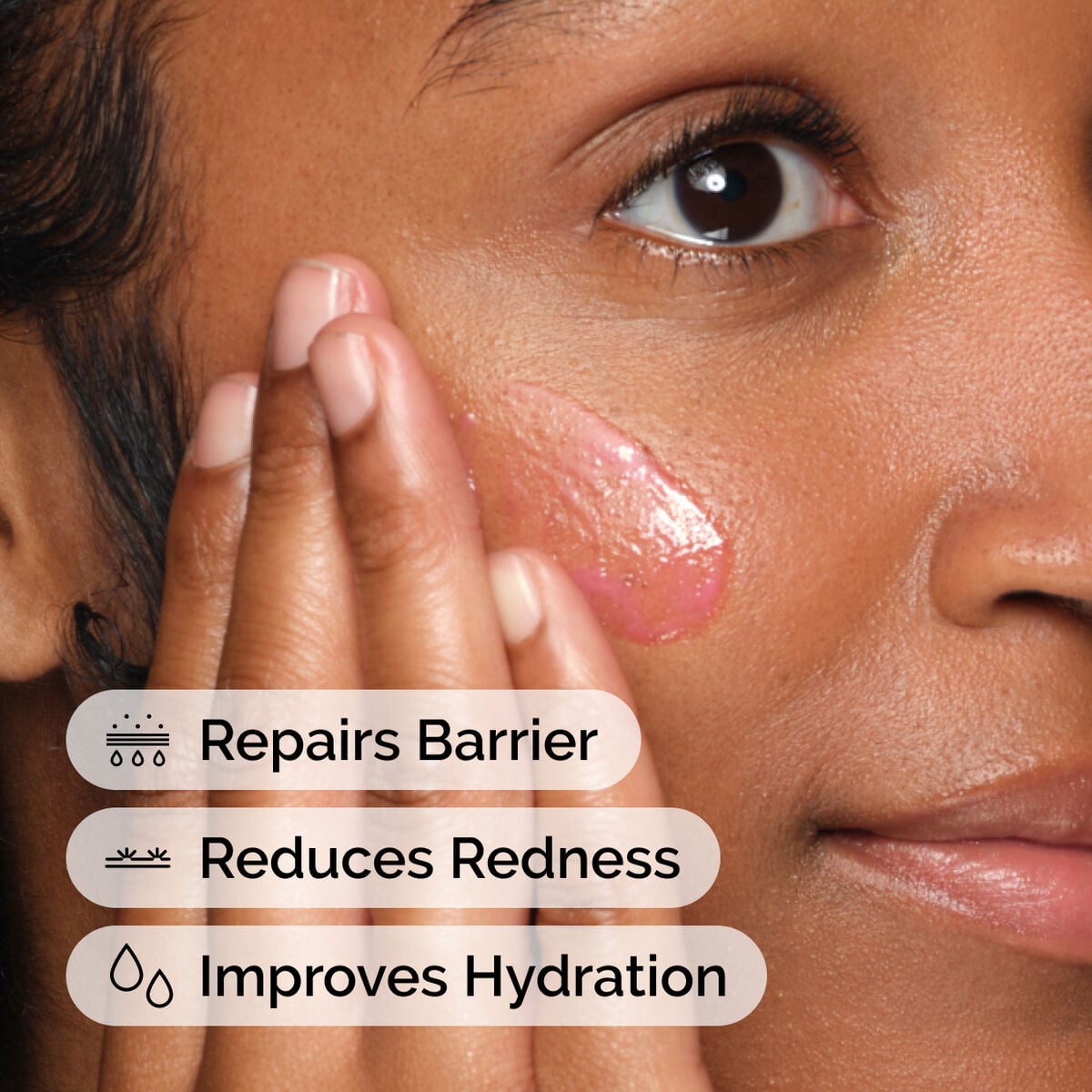 soothing-and-barrier-support-serum-set-m5 ord-soothing-barrier-support-serum-model-application-with-benefits.jpg