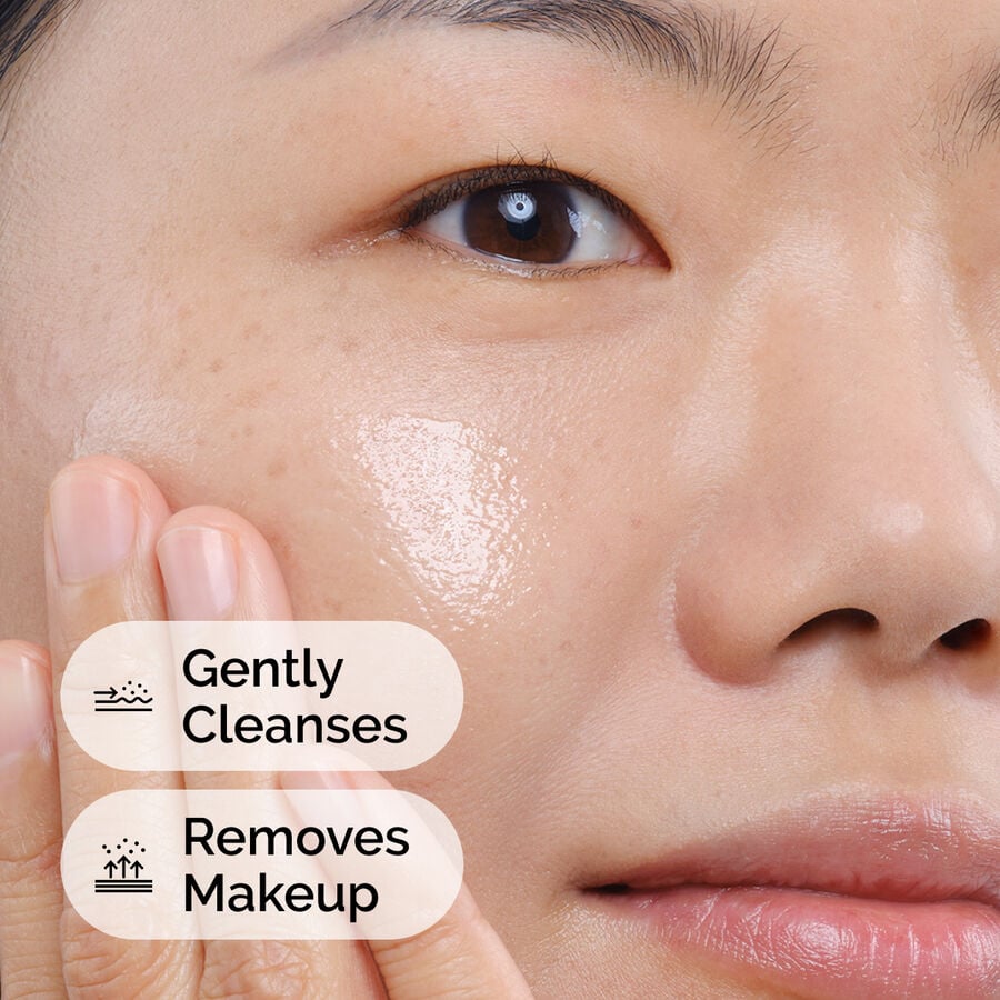 squalane-cleanser-i9 ord-squalane-cleanser-model-application-with-benefits.jpg